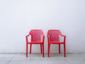Sillas de comedor para exteriores de plástico 54×55×82 cm - rojo - diseño moderno para terraza